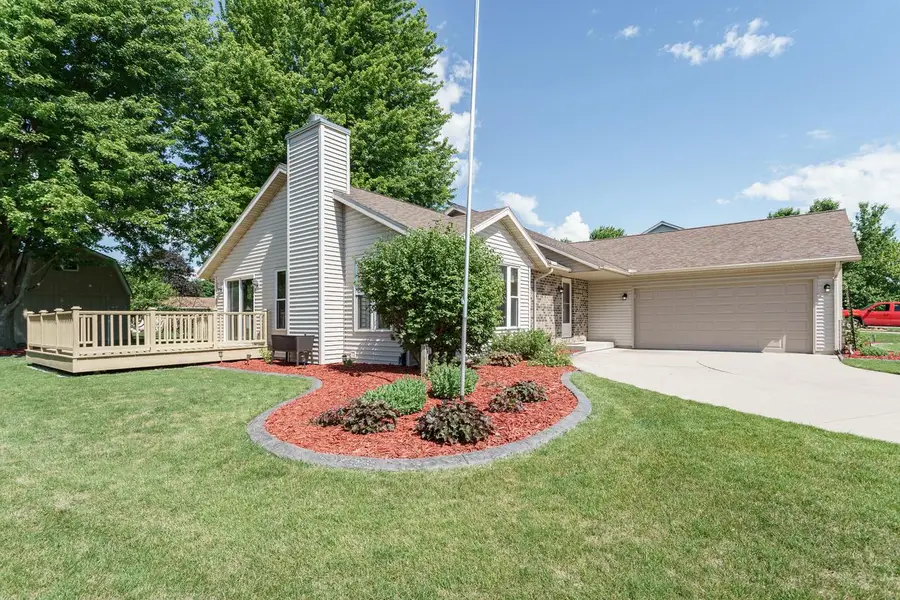 706 Woodbridge TRAIL, Watertown, WI 53094 - #3