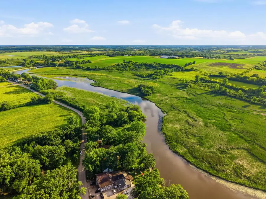 8311 Fox River ROAD, Waterford, WI 53185 - #2
