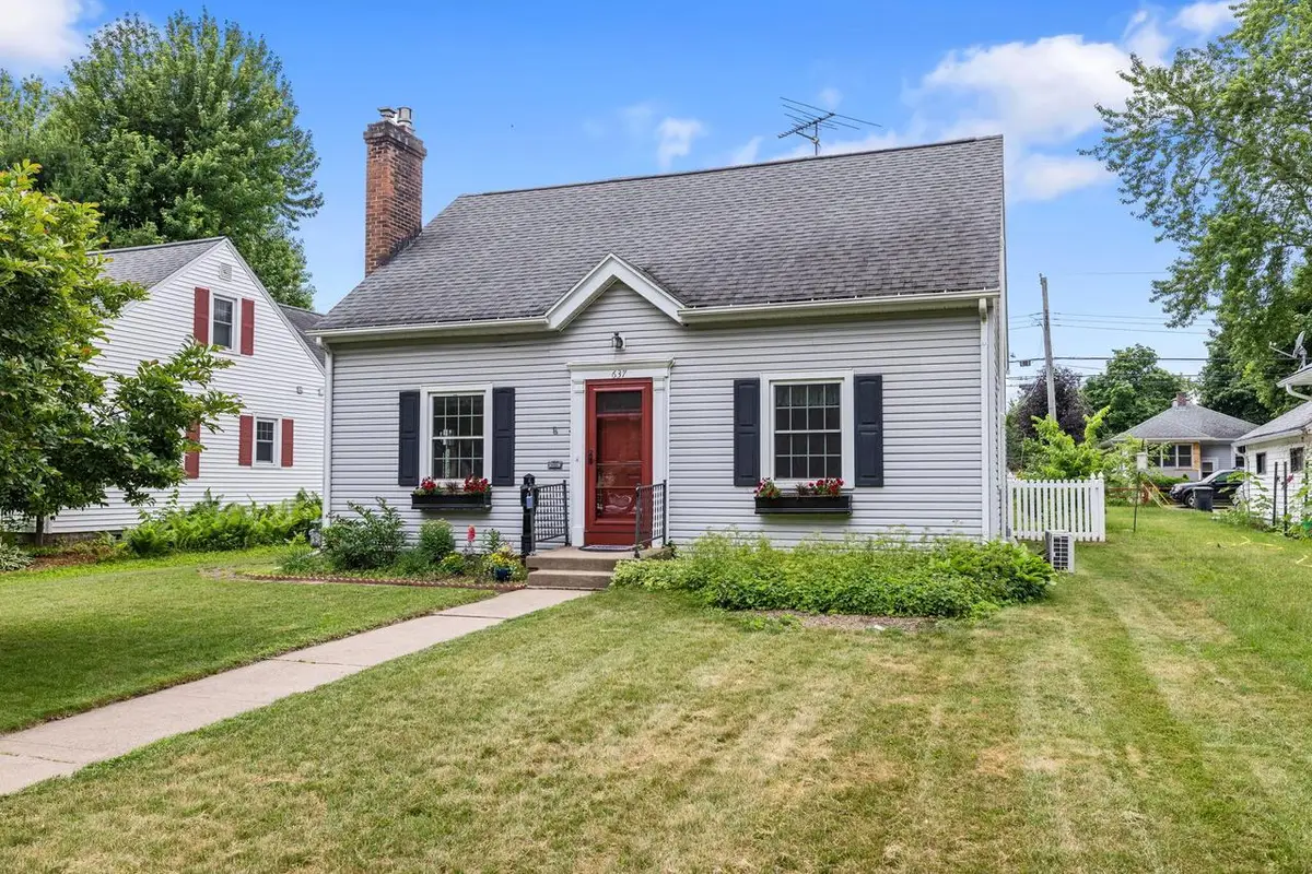 637 23rd STREET N, La Crosse, WI 54601 - #1