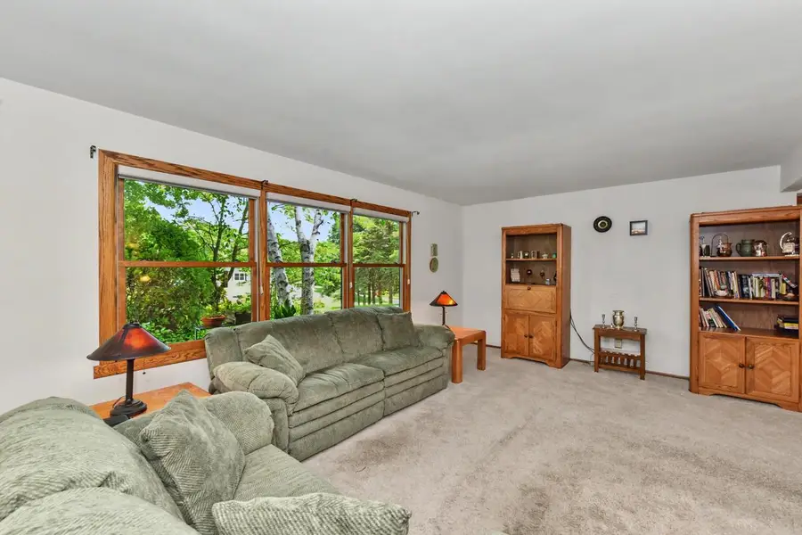 W245S7345 Heather Ridge DRIVE, Waukesha, WI 53189 - #2