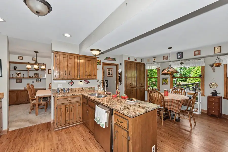 W245S7345 Heather Ridge DRIVE, Waukesha, WI 53189 - #3