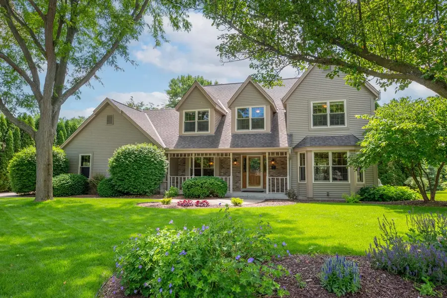 5351 W Woodland DRIVE, Brown Deer, WI 53223 - #2