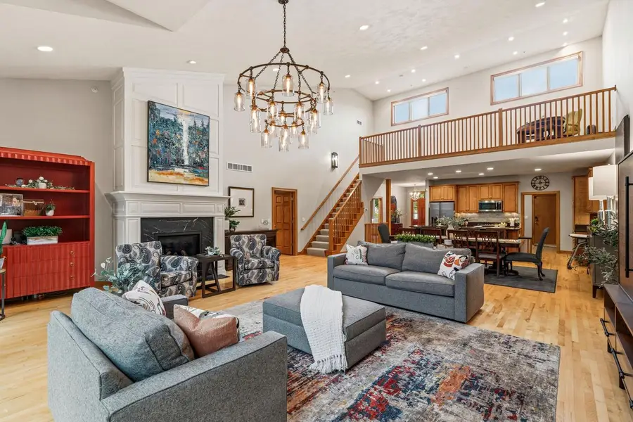 765 Bay COURT #B, Brookfield, WI 53005 - #3