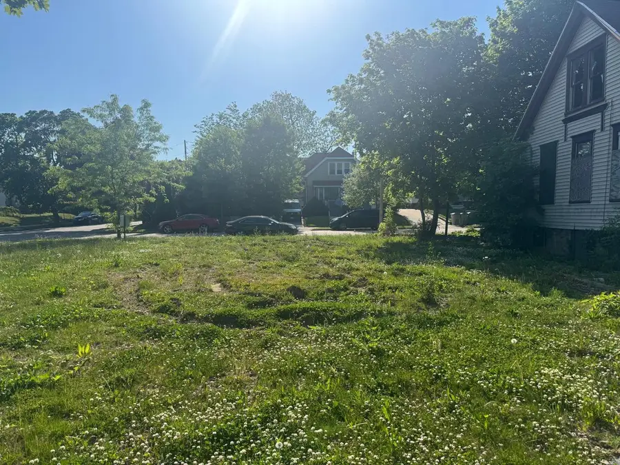 3254 N 15TH STREET, Milwaukee, WI 53206 - #2