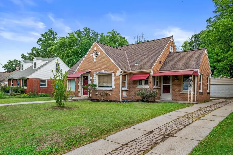 3366 S 35th STREET, Milwaukee, WI 53215 - #2