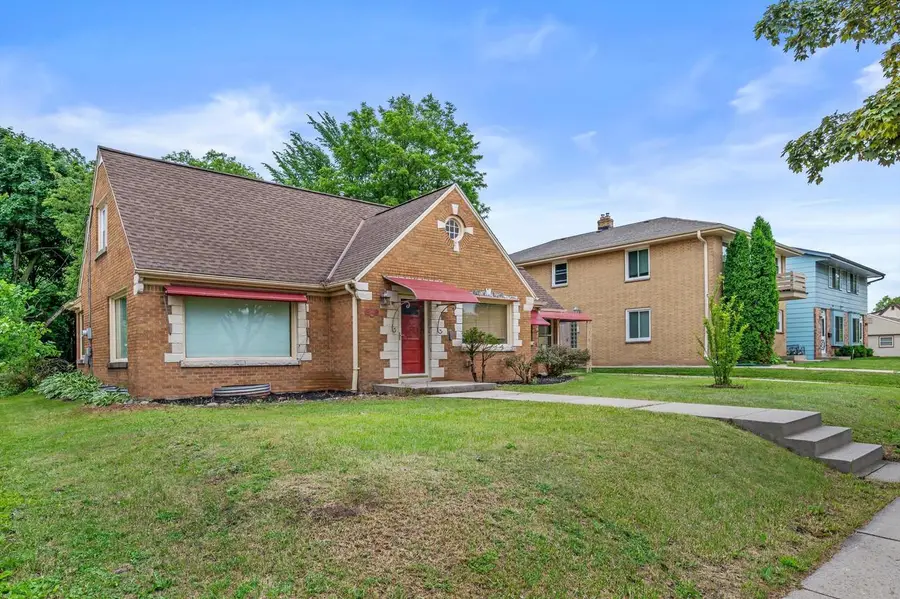 3366 S 35th STREET, Milwaukee, WI 53215 - #3