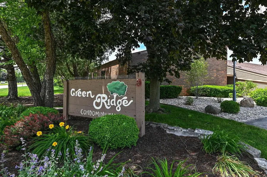 5843 Cambridge CIRCLE #8, Mount Pleasant, WI 53406 - #2