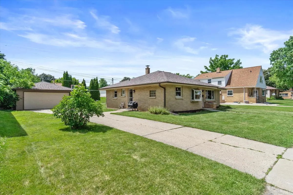 3225 S 80th STREET, Milwaukee, WI 53219 - #1