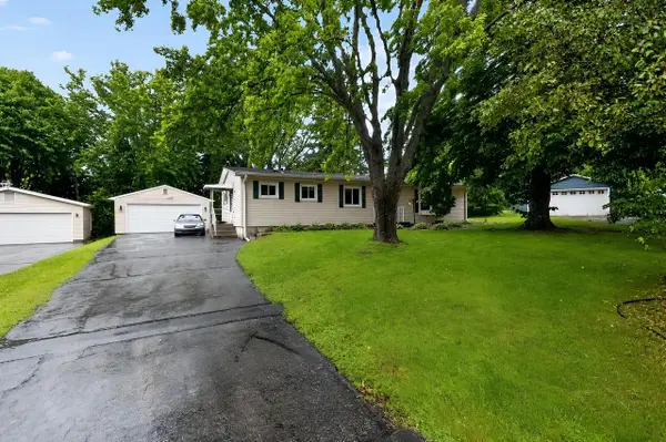 7033 Clover COURT, Burlington, WI 53105
