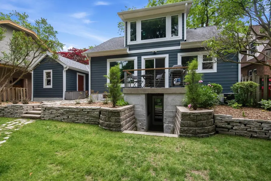 736 W Rock PLACE, Glendale, WI 53209 - #3