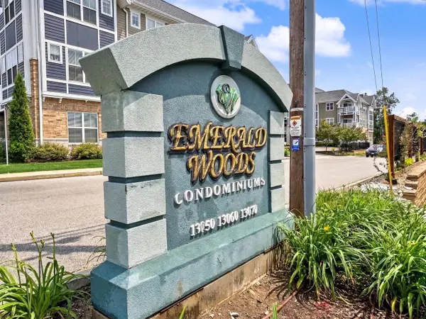 13050 W Bluemound ROAD #203, Elm Grove, WI 53122
