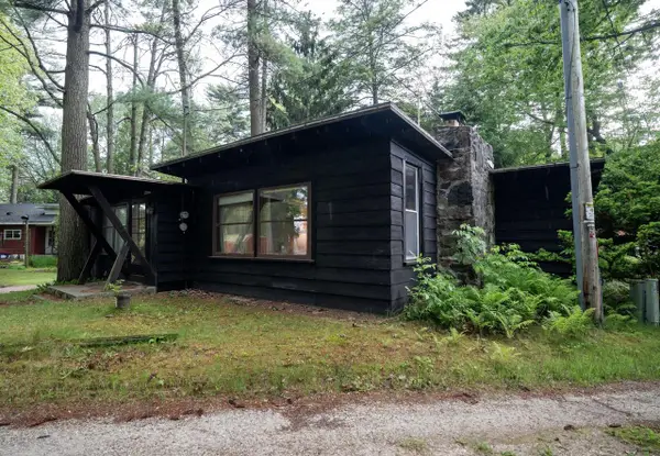 N2220 Foster ROAD S, Oostburg, WI 53070