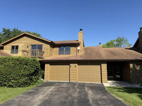 975 Manor DRIVE #83, Neenah, WI 54956