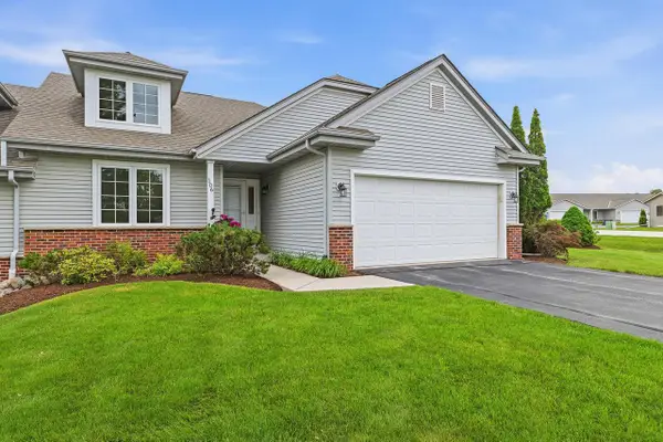 106 Sarahs WAY, Sheboygan Falls, WI 53085