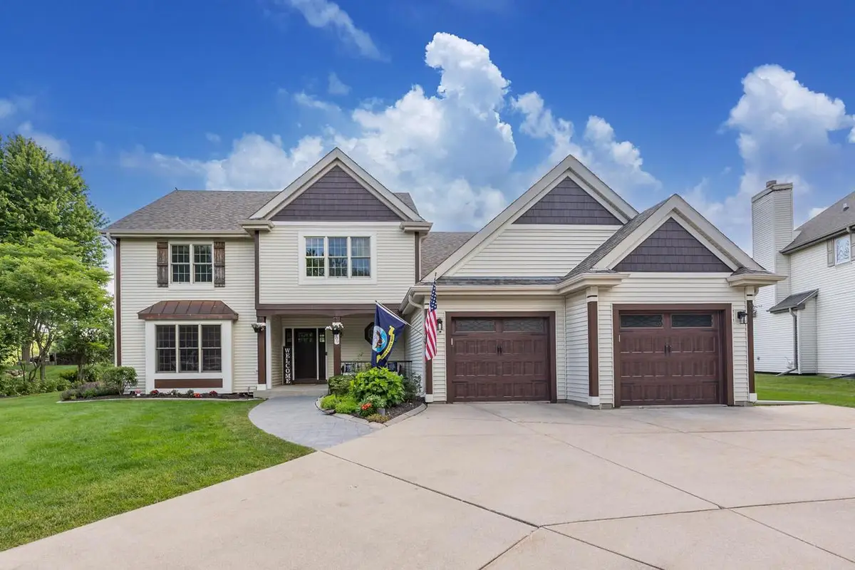 309 Woodlands COURT, Hartland, WI 53029 - #1