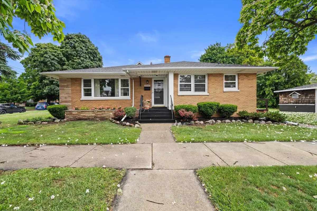 2320 51st STREET, Kenosha, WI 53140 - #1