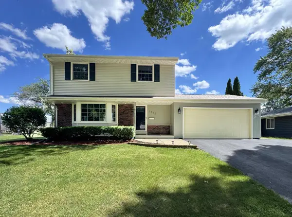 1513 Greenway TERRACE, Waukesha, WI 53186