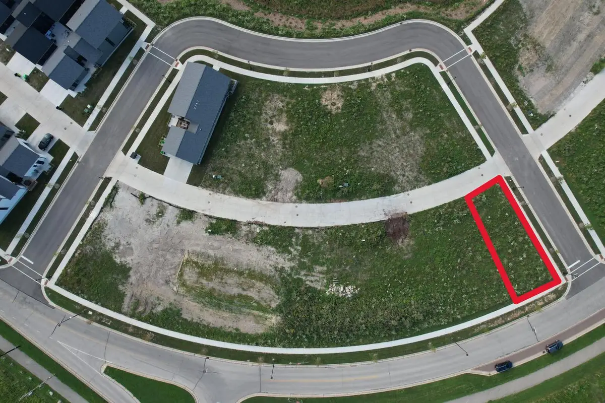 9449 E LAKE VISTA PARKWAY #4001, Oak Creek, WI 53154 - #1