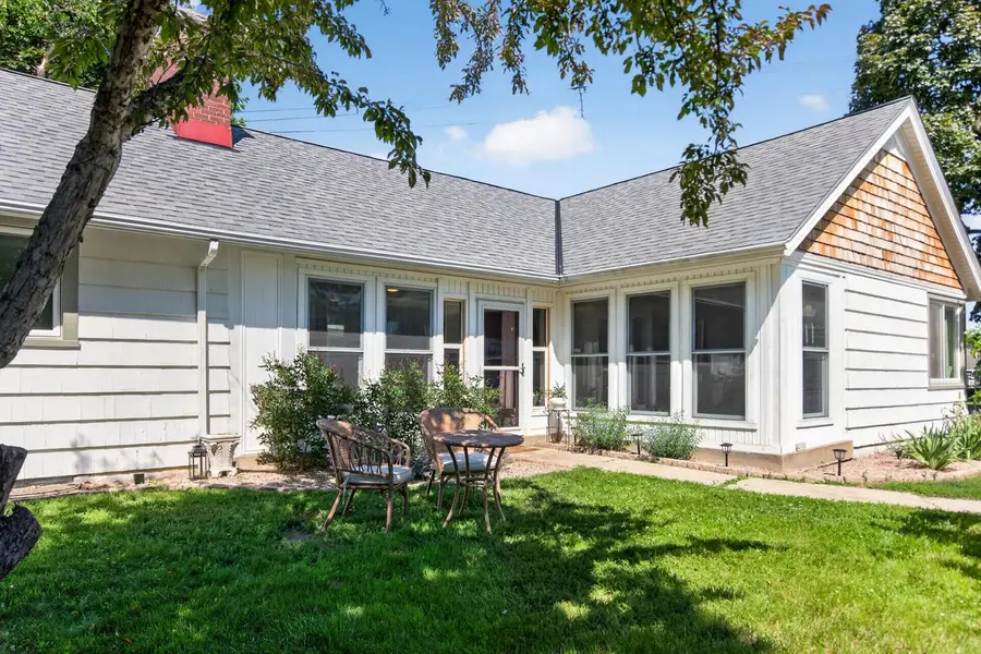 4100 N Ardmore AVENUE, Shorewood, WI 53211 - #2