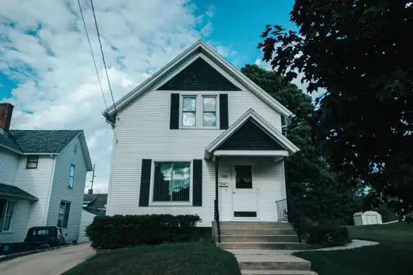 1405 S 13th STREET, Manitowoc, WI 54220