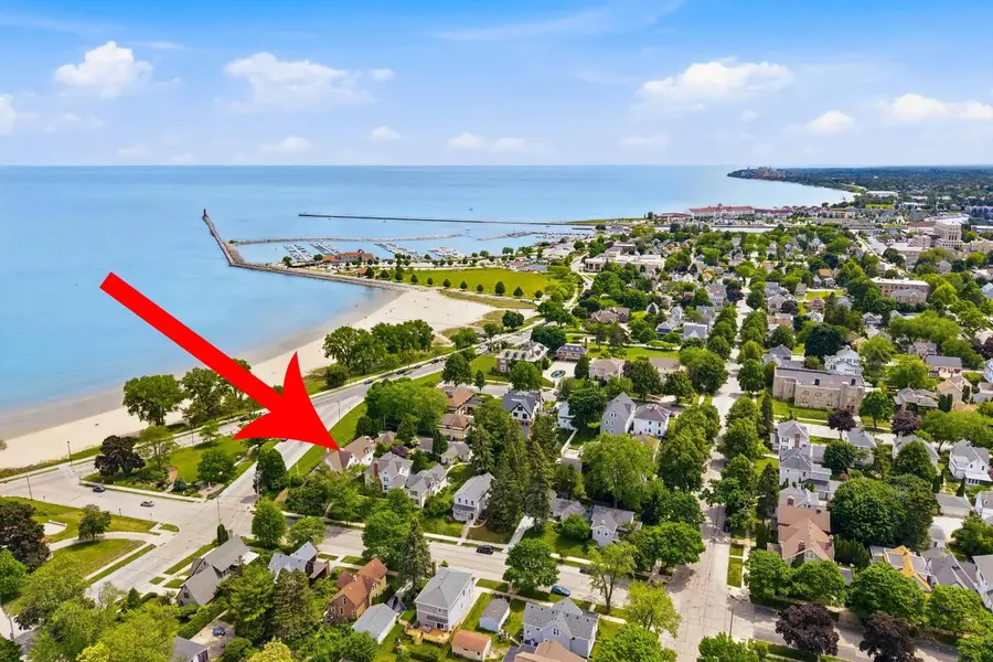 305 Michigan AVENUE, Sheboygan, WI 53081 - #3