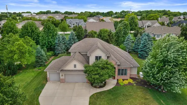 1822 Coach House COURT, Racine, WI 53406