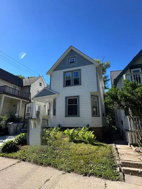 1711 E Belleview PLACE, Milwaukee, WI 53211 - #2