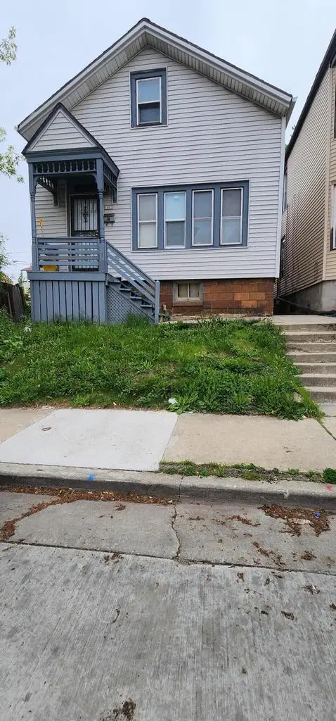 1007 W Pierce STREET, Milwaukee, WI 53204
