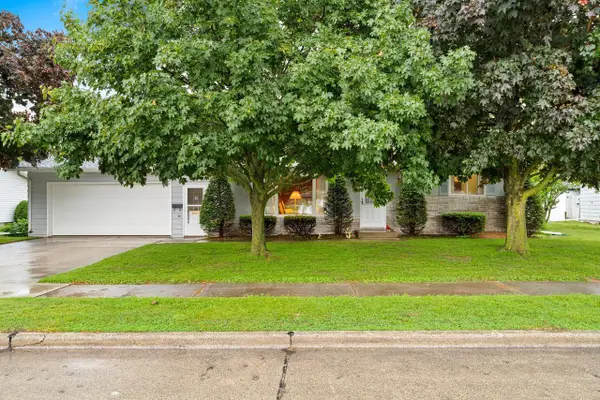1619 Miriam ROAD, Manitowoc, WI 54220