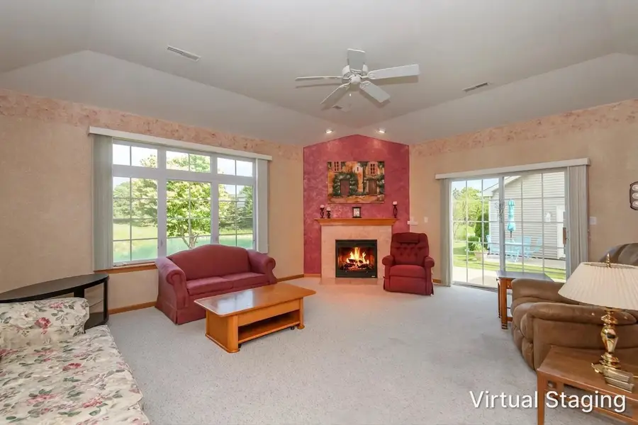 5394 S Butterfield WAY, Greenfield, WI 53221 - #3