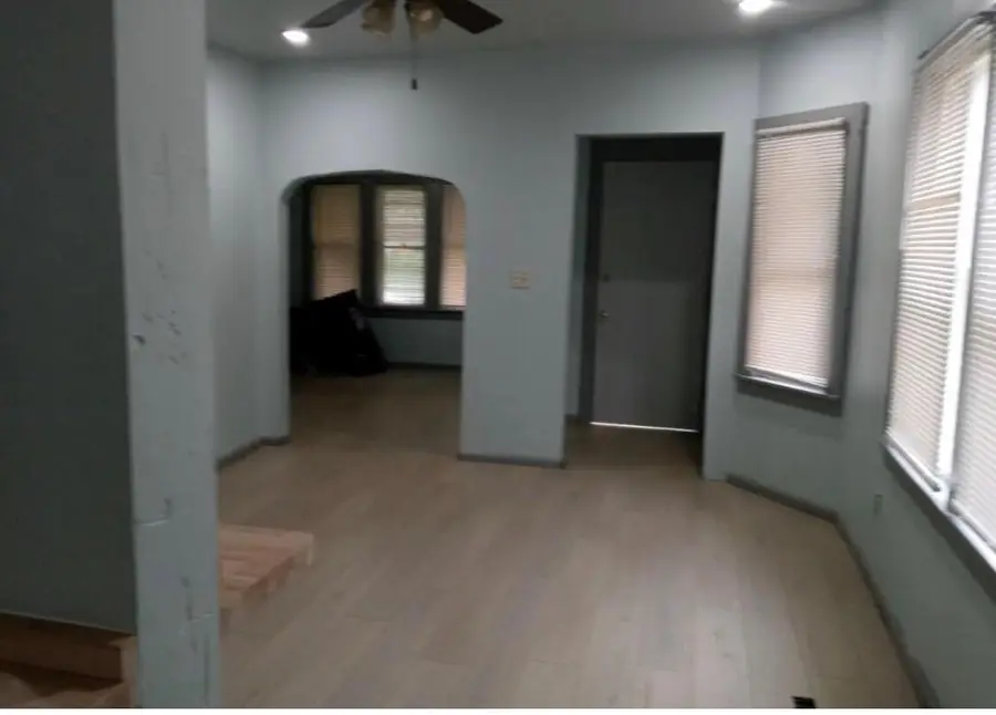3333 N 9th STREET, Milwaukee, WI 53206 - #3