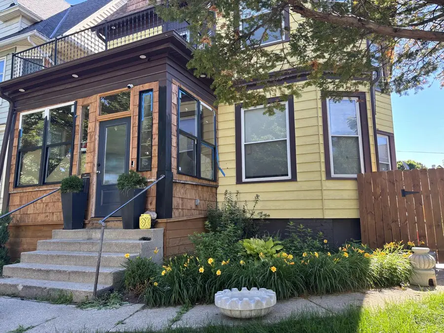 1928 N 33rd STREET, Milwaukee, WI 53208 - #2