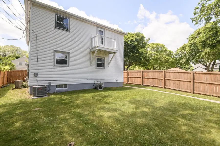 5974 N 37th STREET #5976, Milwaukee, WI 53209 - #3