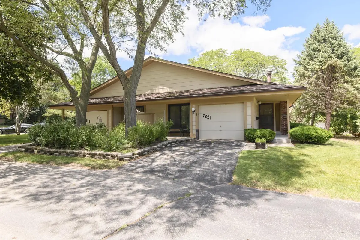 7821 W Heather AVENUE, Milwaukee, WI 53223 - #1