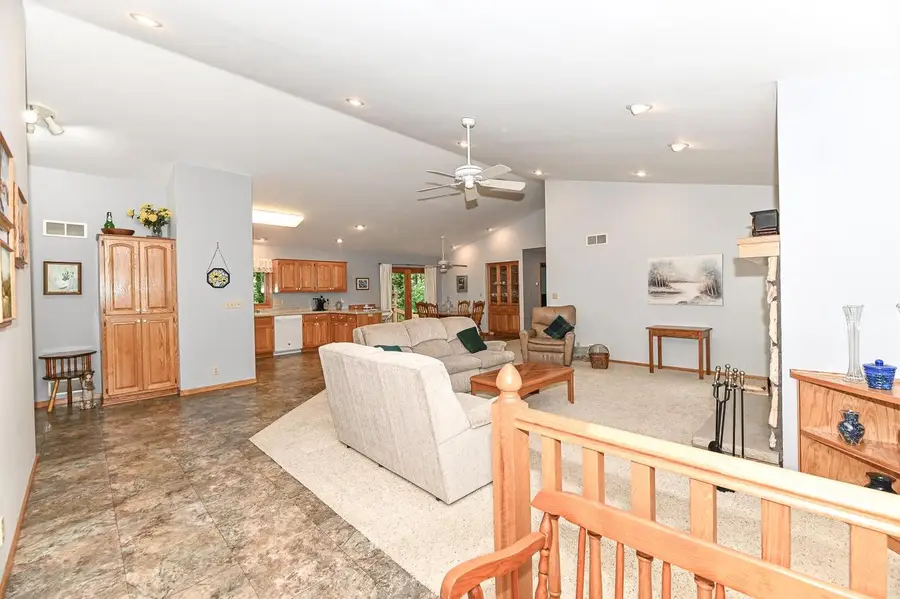 27151 Ridgewood TRAIL, Waterford, WI 53185 - #3
