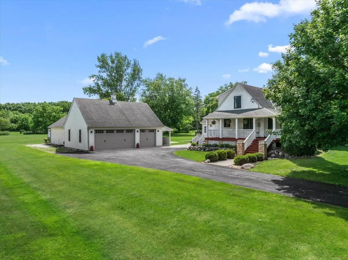 N104W16269 Donges Bay ROAD, Germantown, WI 53022 - #1