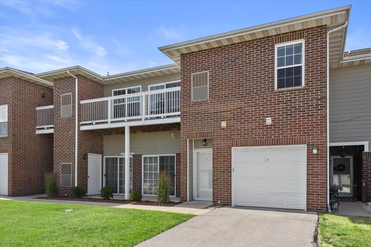 6746 100th PLACE #E, Pleasant Prairie, WI 53158 - #1