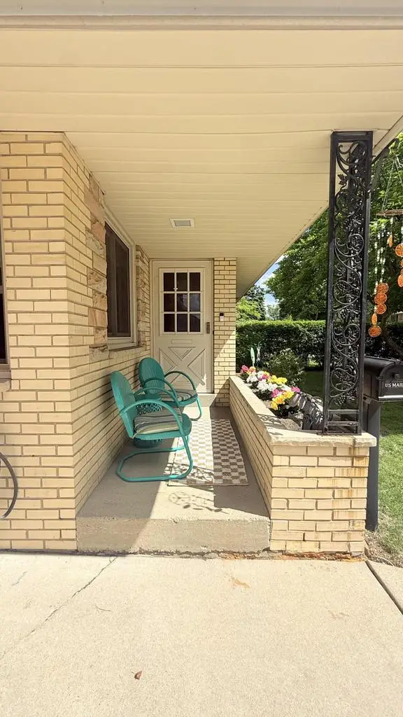4159 N 92nd STREET, Milwaukee, WI 53222 - #3