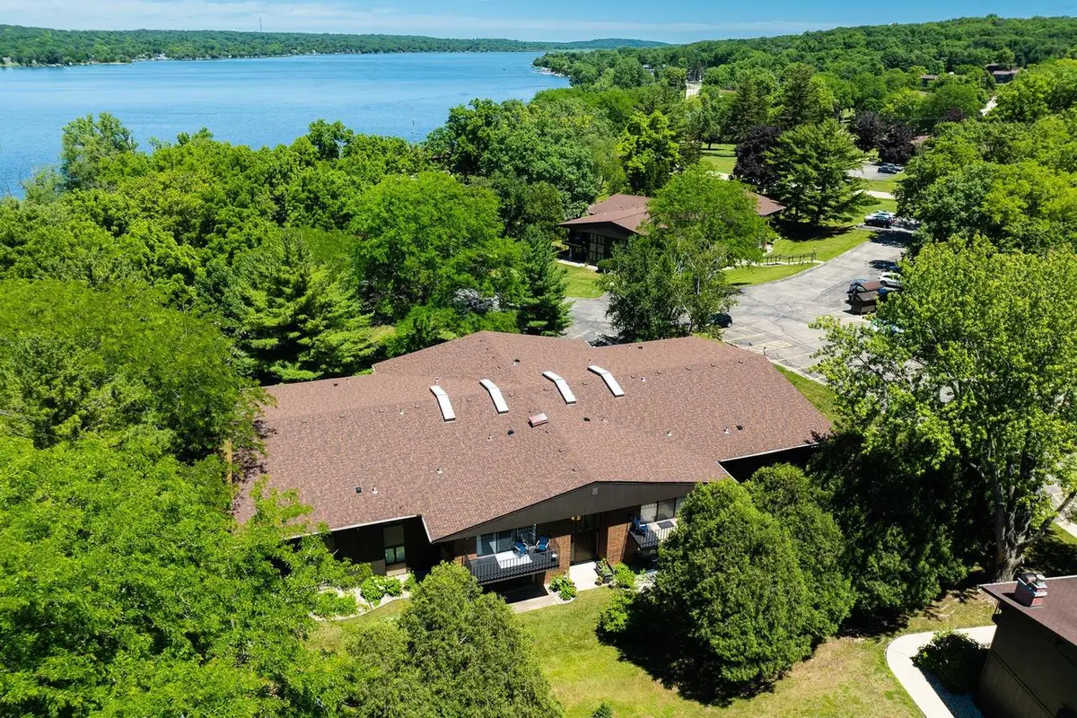 22 Zurich COURT #22-06, Lake Geneva, WI 53147 - #1