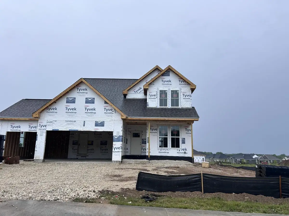 270 Bayberry LANE, Grafton, WI 53024 - #1