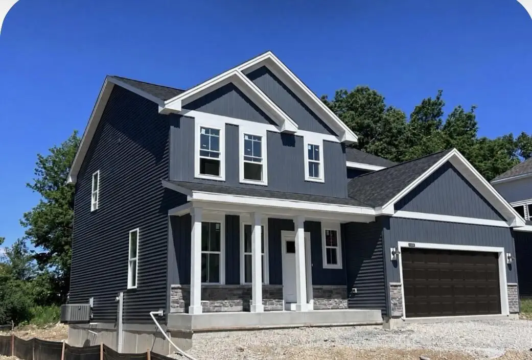 1131 Mt. Vernon DRIVE, Hartford, WI 53027 - #1