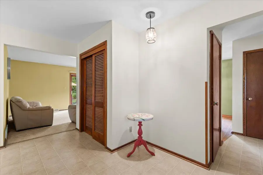 N90W17761 St Stevens DRIVE, Menomonee Falls, WI 53051 - #2