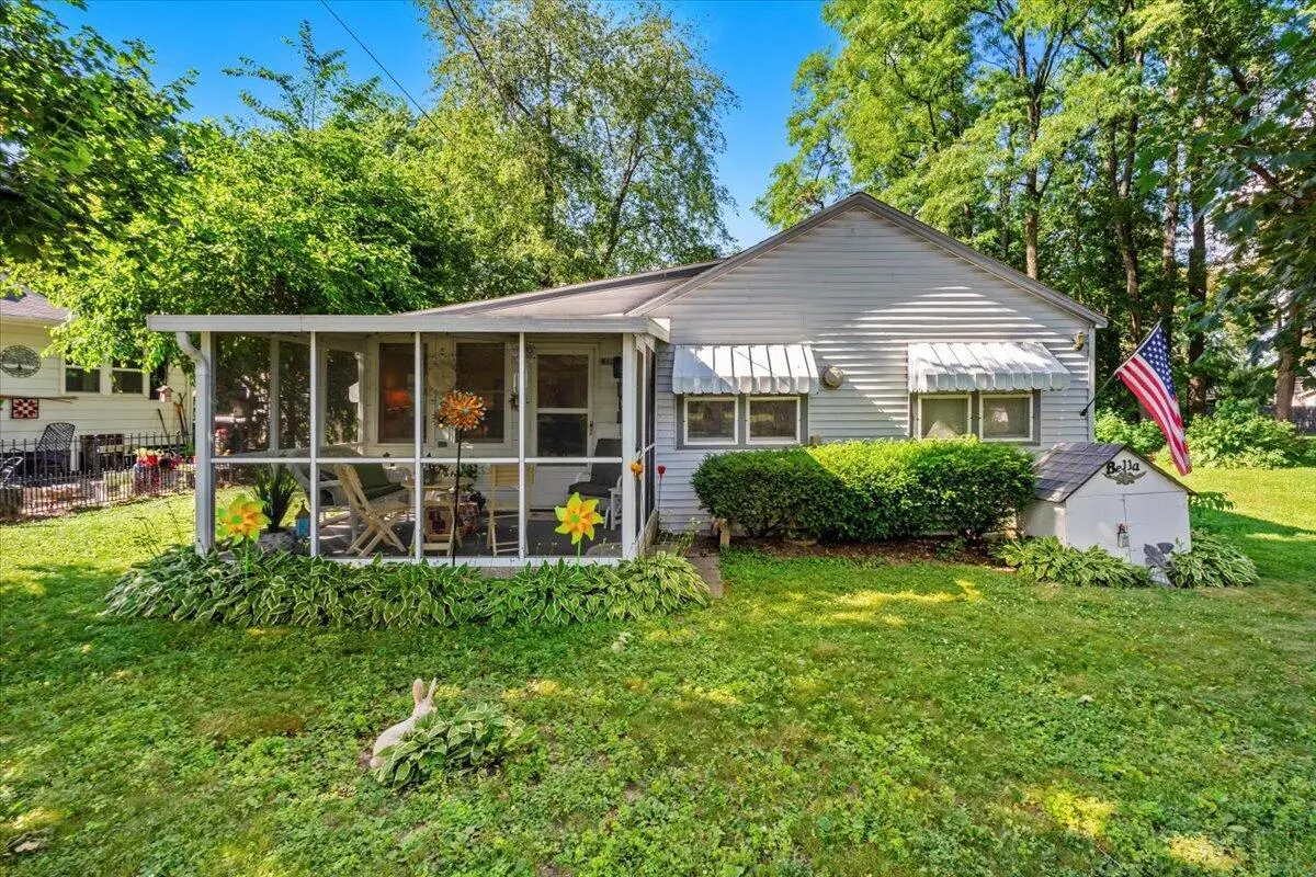 W1044 Anemone ROAD, Genoa City, WI 53128 - #1