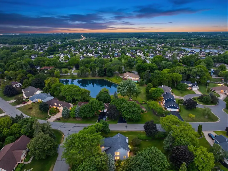 6028 Quaker Hill ROAD, Racine, WI 53406 - #2