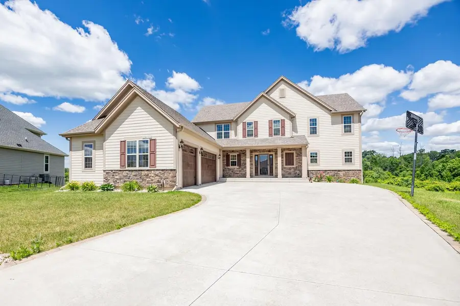 N88W18648 Duke COURT, Menomonee Falls, WI 53051 - #2