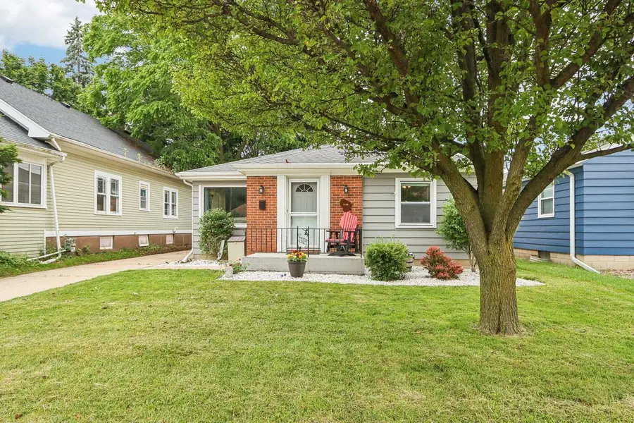 1104 Lathrop AVENUE, Racine, WI 53405 - #3
