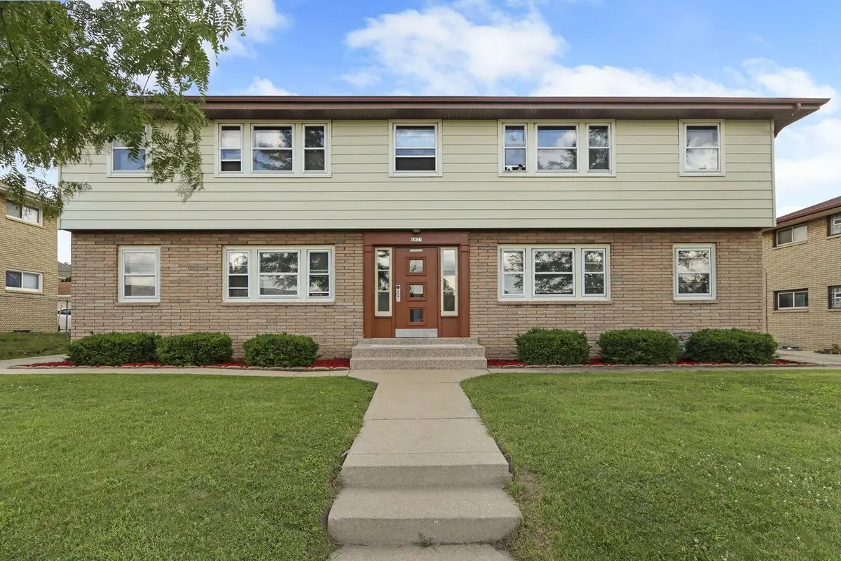 6823 W Wedgewood DRIVE, Milwaukee, WI 53220 - #1