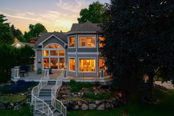 405 Lake DRIVE, Random Lake, WI 53075