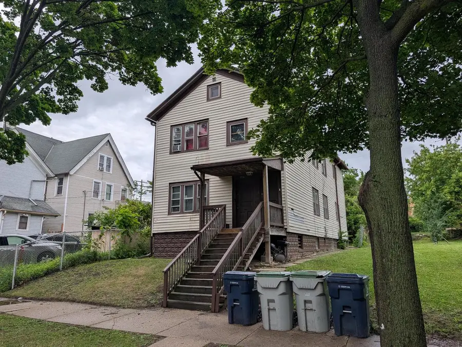 2524 W Michigan STREET #2526, Milwaukee, WI 53233 - #2