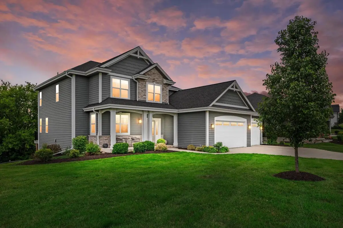 S54W25488 Pebble Brook COURT, Waukesha, WI 53189 - #1